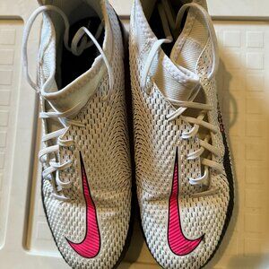 Nike Phantom GT Academy Indoor Soccer Cleats, size Men's 9.5 Turf Shoes